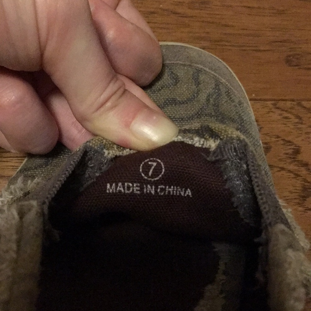 Gap canvas abstract floral flats - Picture 9 of 9